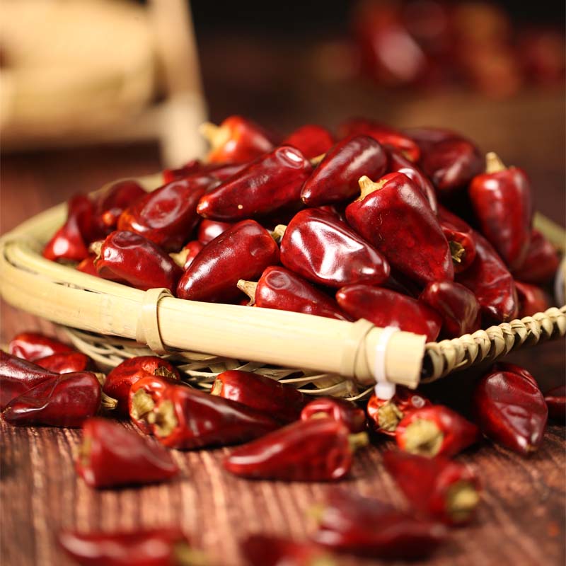 Zidantou dried chili peppers on a bamboo tray